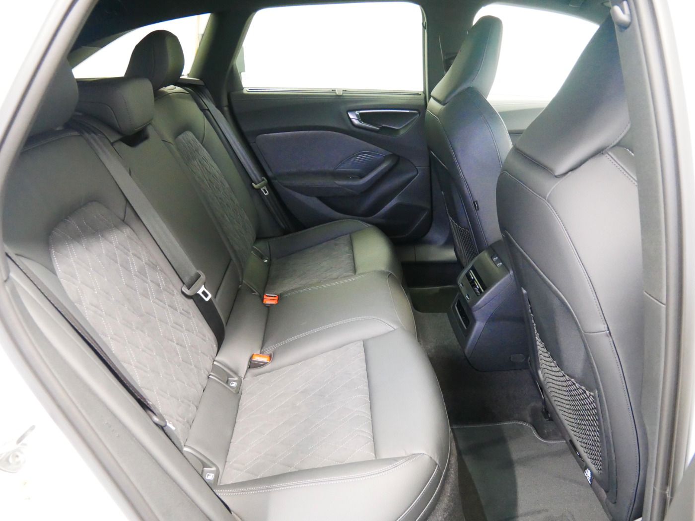 Audi A5 Avant TDI quattro S line S tro. MATRIX AHK Te