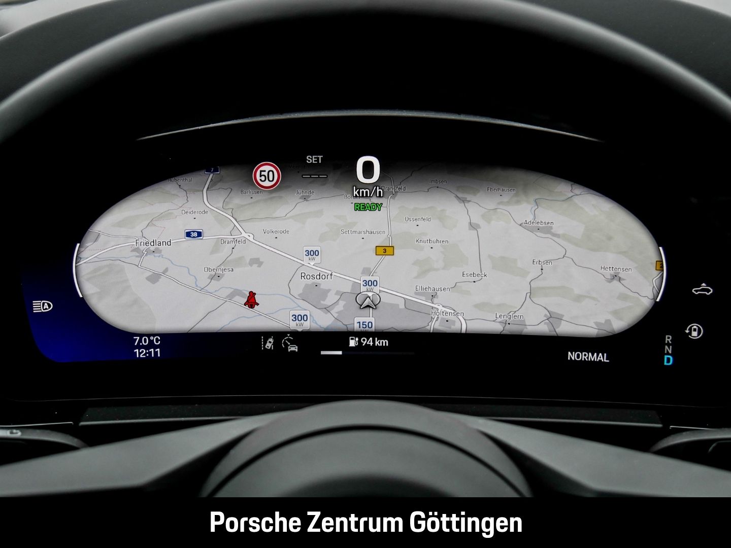 Porsche Macan 4 BOSE Surround-View Abstandstempomat LED