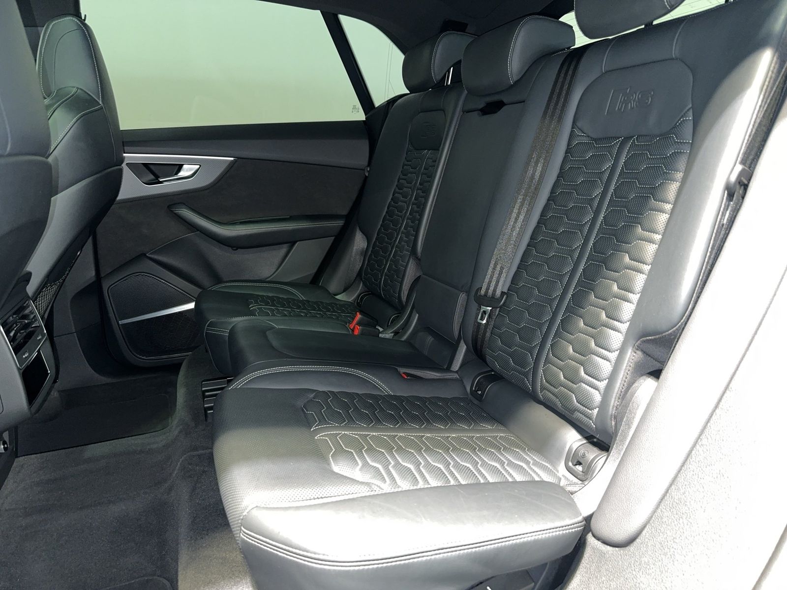 Audi RS Q8 TFSI quattro AHK*Panorama*HUD*