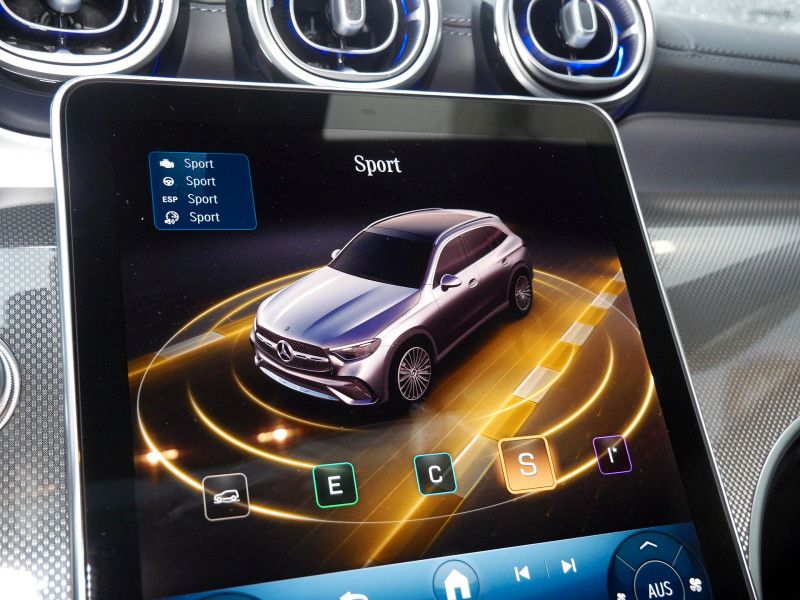 Mercedes-Benz GLC 220 d 4MATIC AMG NIGHT MEMO 360 AHK DISTR