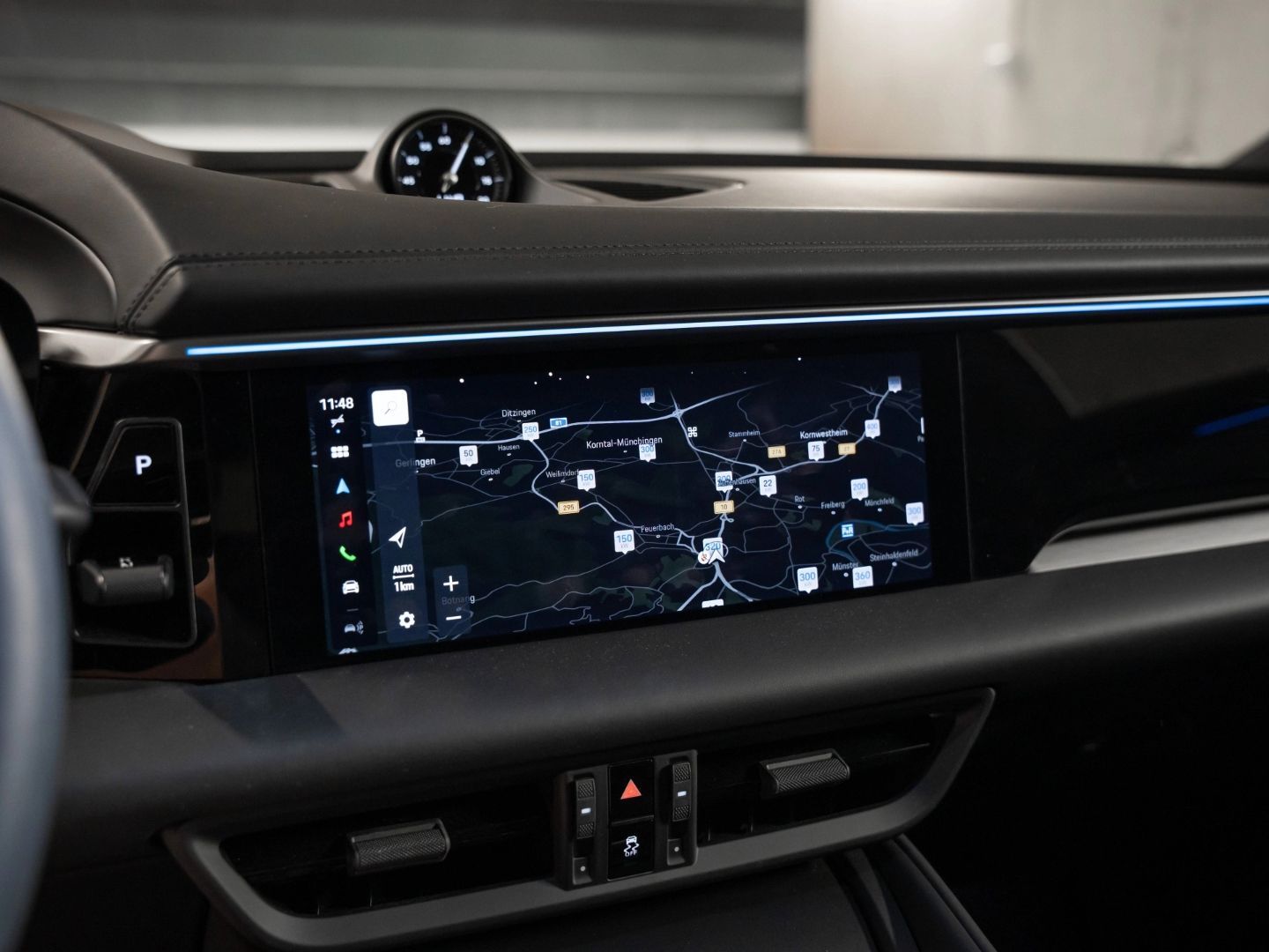 Porsche Macan 4S Sport Chrono Paket AR HUD InnoDrive