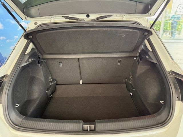 Volkswagen T-ROC - Samsaru's Car Outlet