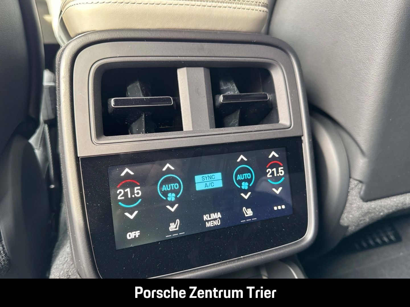 Porsche Taycan 4 Cross Turismo HA-Lenkung InnoDrive