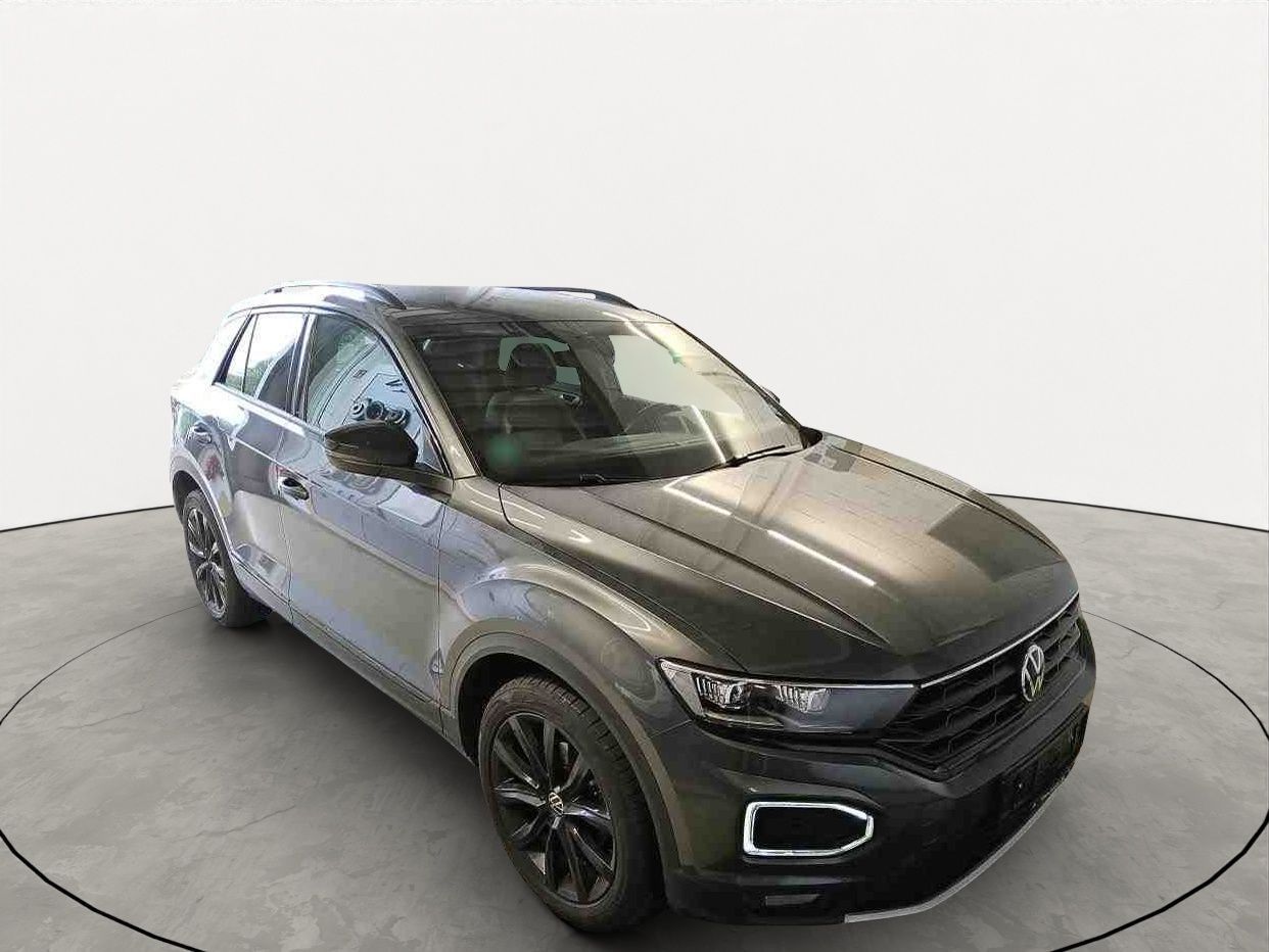 Volkswagen T-Roc 1.5 TSI Sport - Samsaru's Car Outlet
