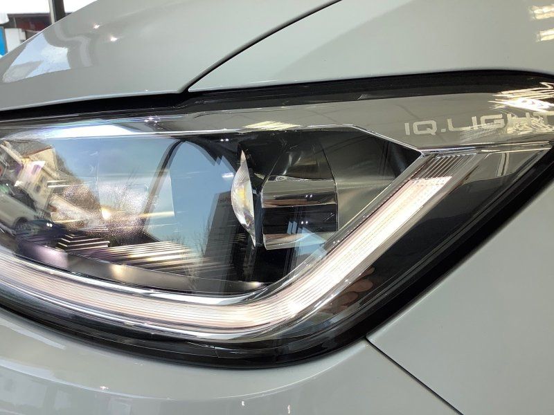 Volkswagen T-Roc R-Line 4Motion - Samsaru's Car Outlet