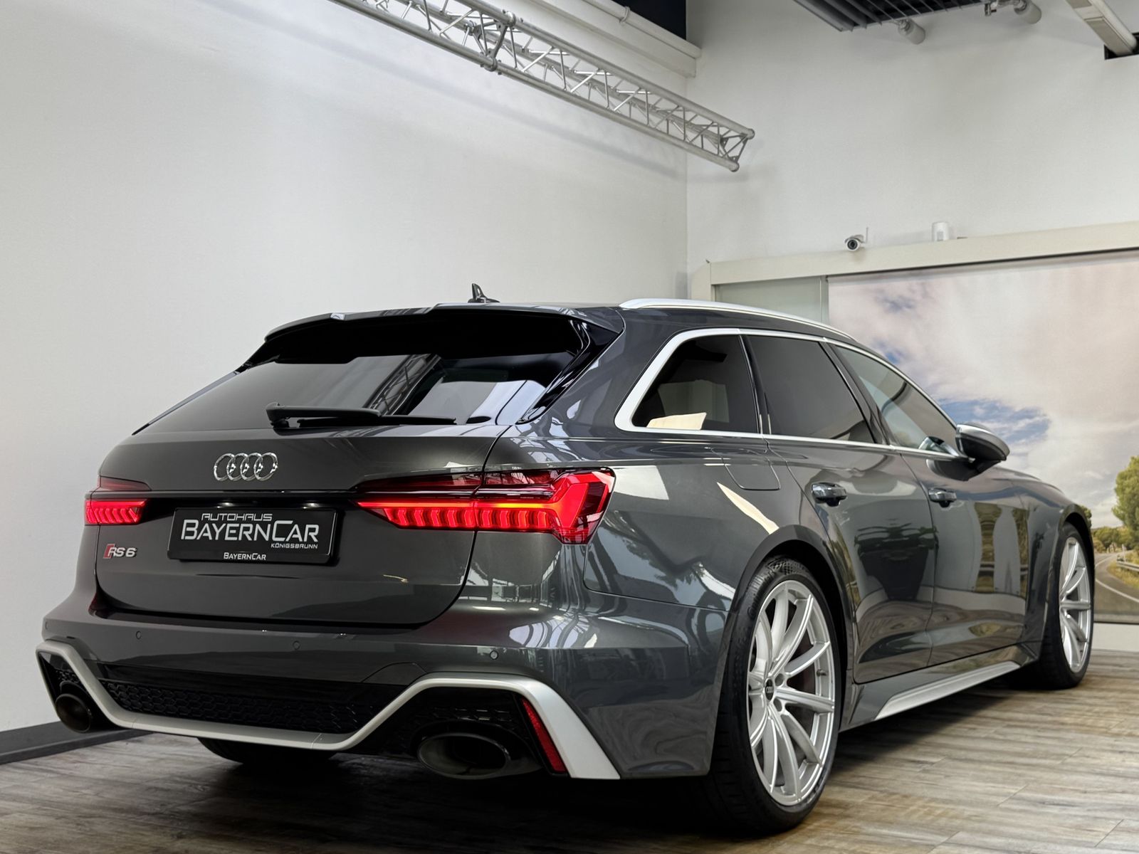 Audi RS6 HeadUP MatrixLED Pano B&O 360° ACC Sitzlüft.