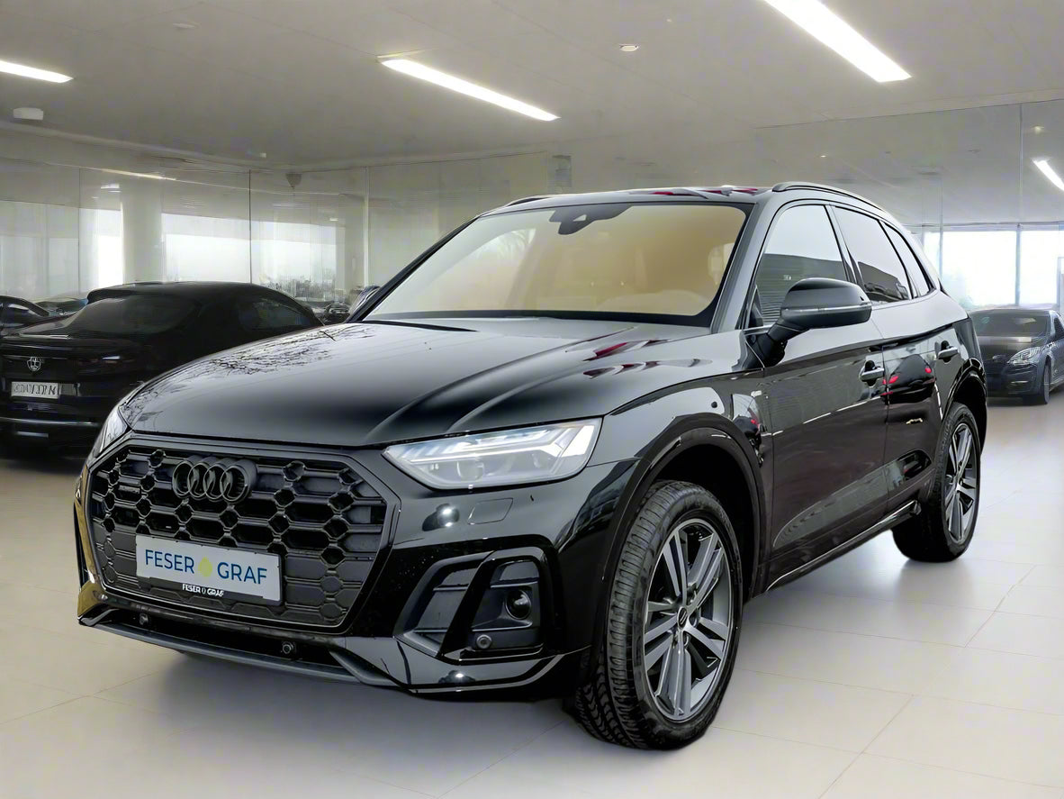 Audi Q5 40 TDI quattro S line - Samsaru's Car Outlet