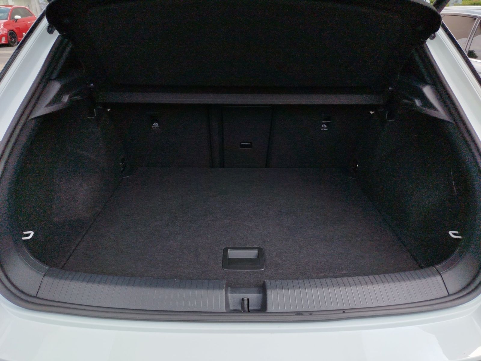 Volkswagen T-Roc 2.0 TSI DSG 4Motion R - Samsaru's Car Outlet