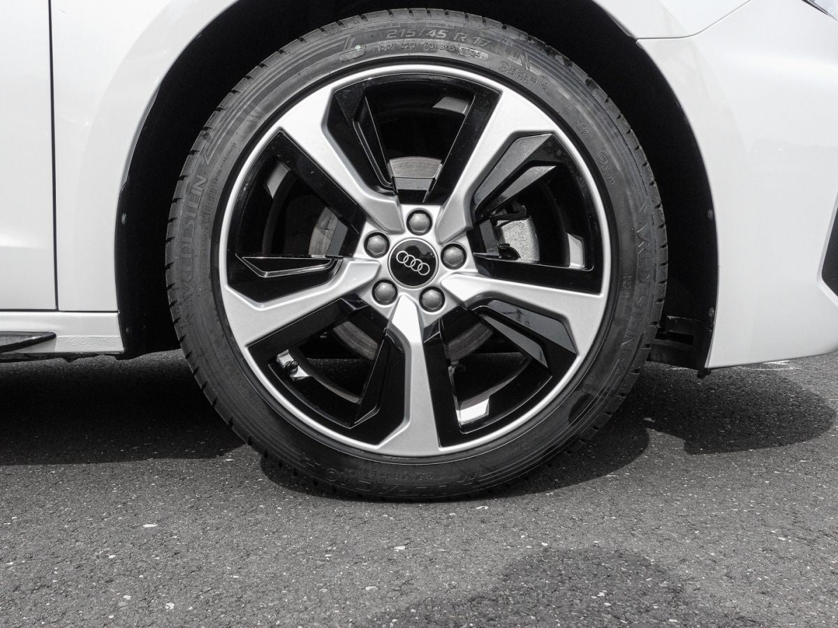Audi A1 Sportback 30 TFSI S tronic S line - Samsaru's Car Outlet