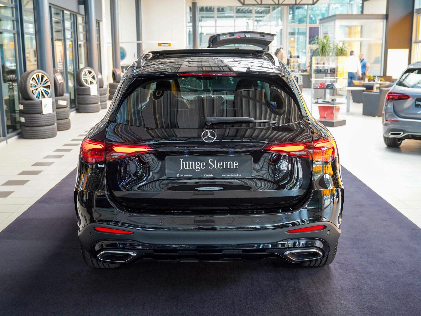 Mercedes-Benz GLC 300 d 4M AMG Line Premium - Samsaru's Car Outlet