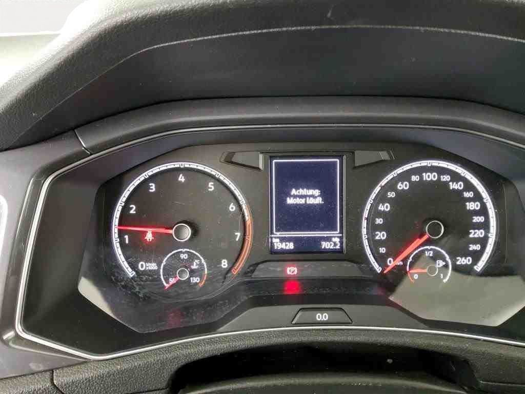 Volkswagen T-Roc 1.5 TSI Sport - Samsaru's Car Outlet