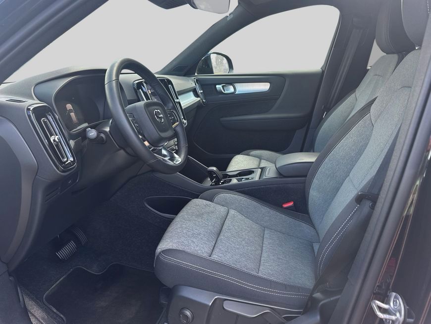 Volvo XC40 B3 B DKG Core AHK LED WINTER MET