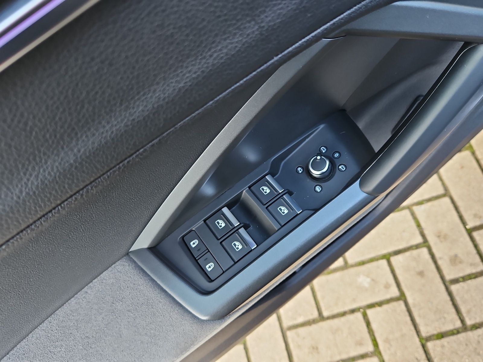Audi Q3 Sportback 45 TFSI S tronic S line - Samsaru's Car Outlet