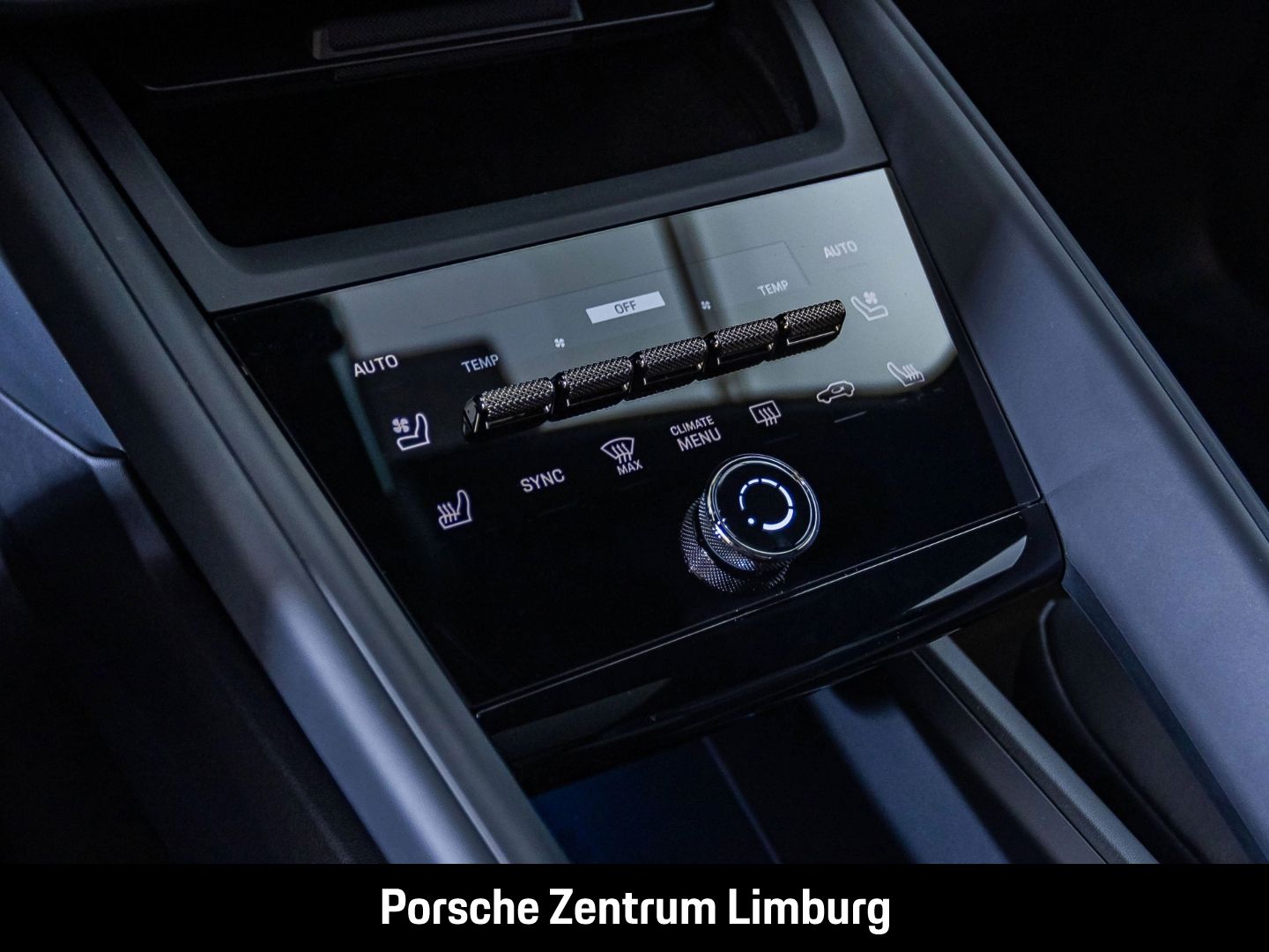 Porsche Macan Turbo BOSE Panoramadach Luftfederung LED