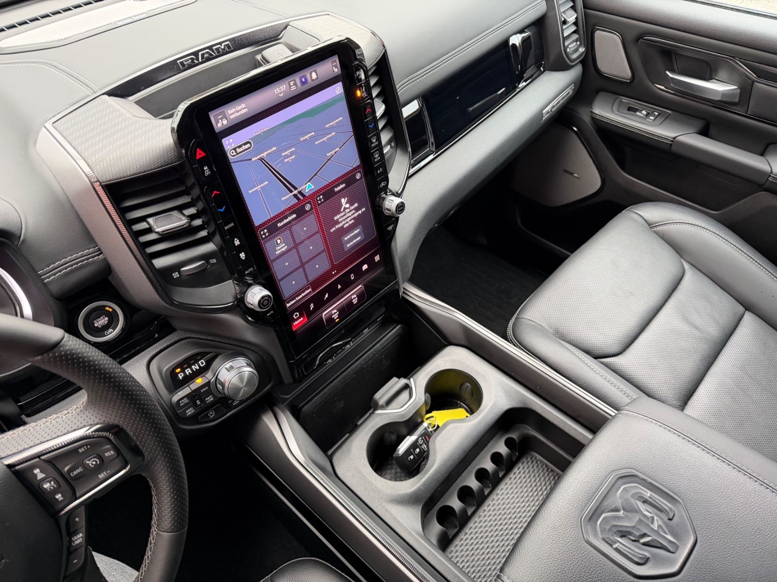 Dodge RAM 1500 Rebel *LPG-Gasanlage*Panorama*HUD*