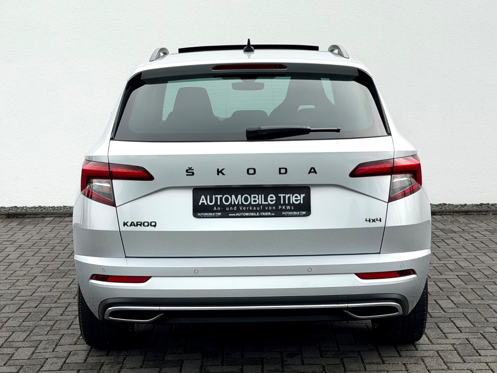 Skoda Karoq Sportline 2.0 TSI DSG 4x4/PANO/LED/ACC/AHK
