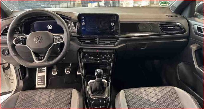 Volkswagen T-Roc 1.0 TSI R-Line - Samsaru's Car Outlet