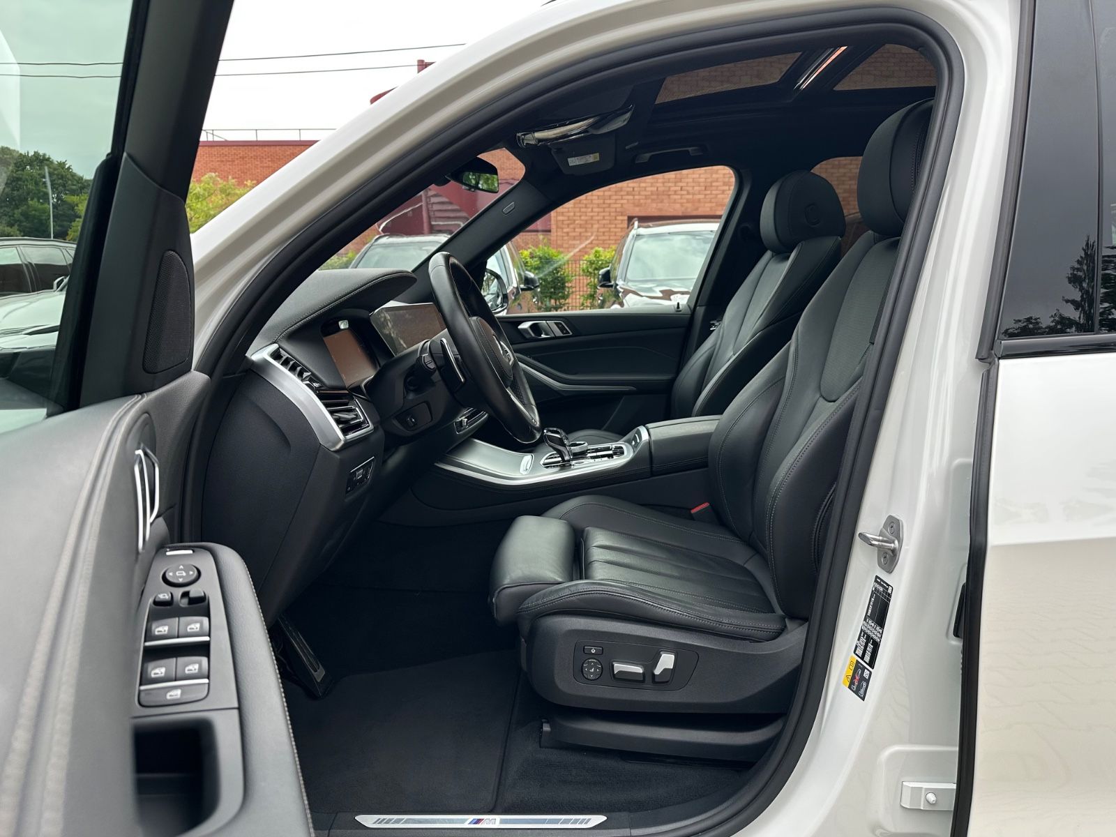 BMW X5 xDrive45e M-Sportpaket 360° Sky-Lounge AHK
