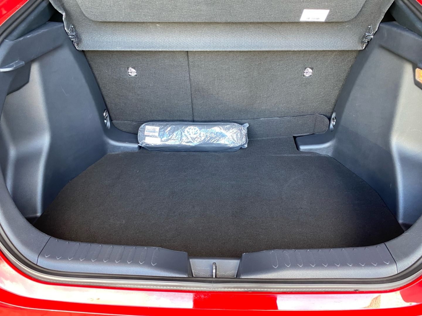 Toyota C-HR 1.8 Hybrid Team D *LED*ACC*CAM*SHZ*CarPlay*