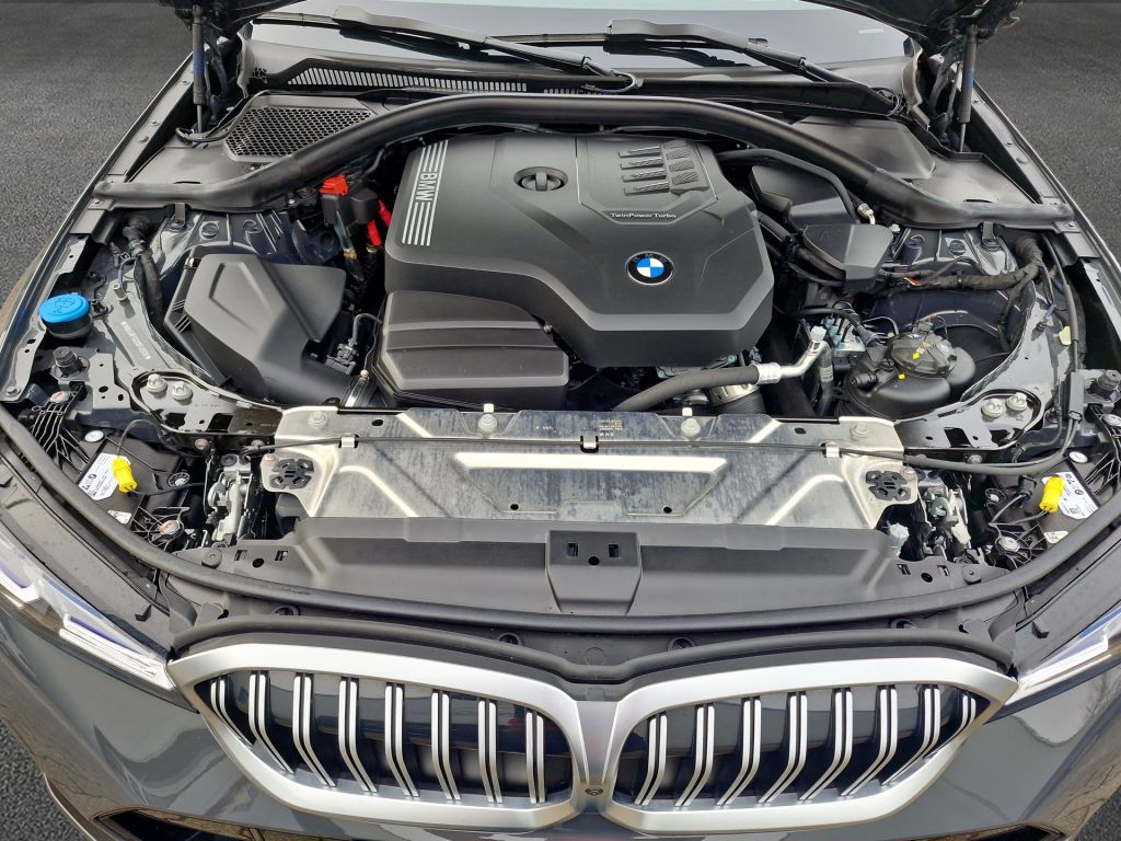 BMW 320i Aut.