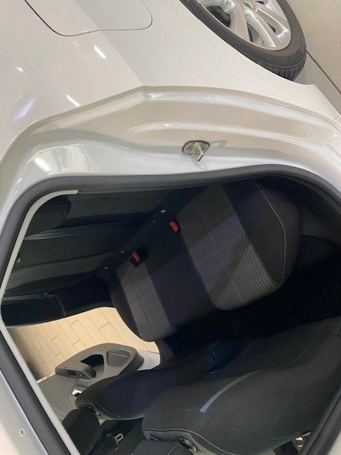 Opel Corsa F Edition - Samsaru's Car Outlet
