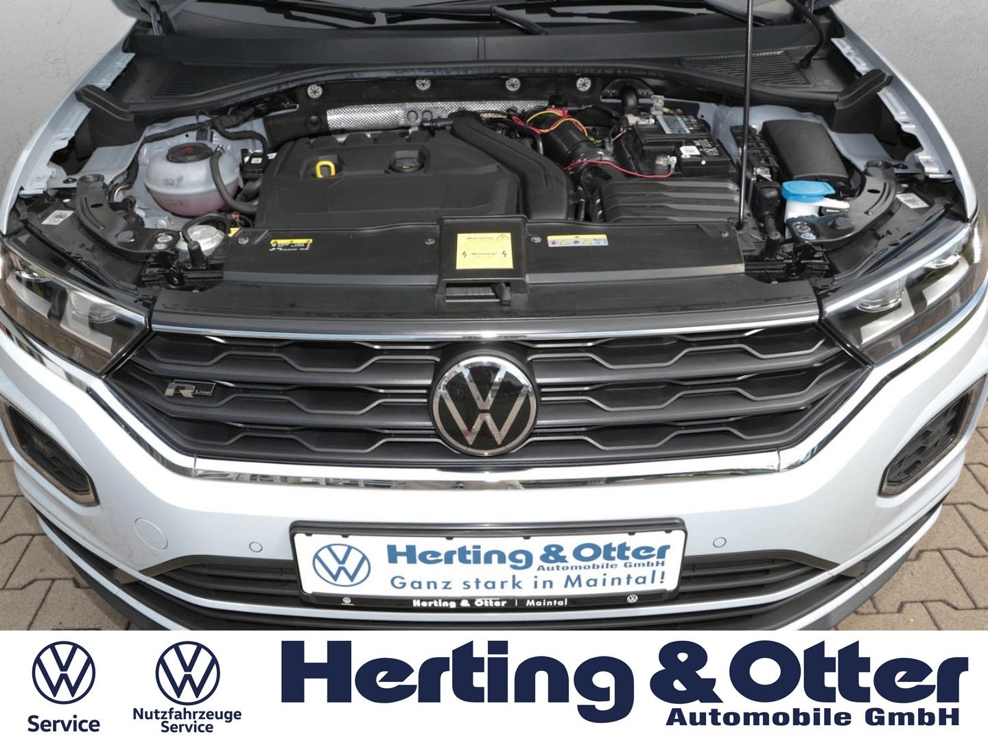 Volkswagen T-Roc R-Line - Samsaru's Car Outlet