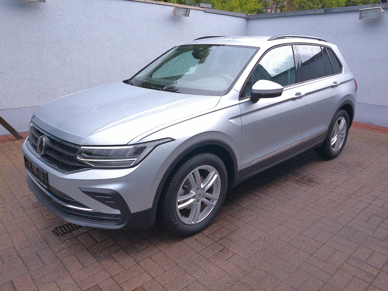 Volkswagen Tiguan 1.5 TSI BMT 110KW Facelift - Samsaru's Car Outlet