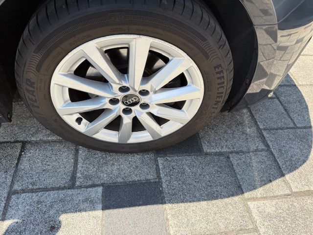Audi A1 35 TFSI S tronic Sportback LED Navi Virtual