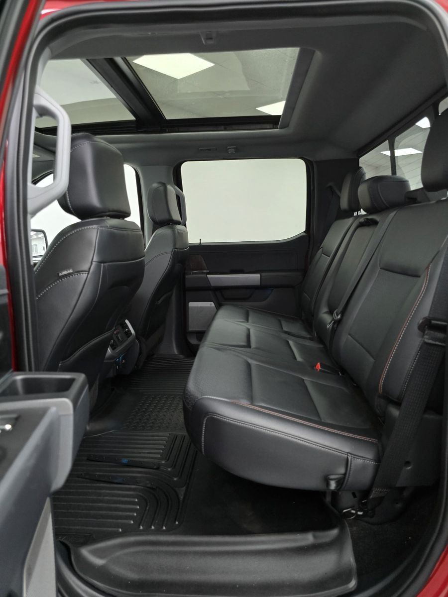 Ford F 150 Lariat - Samsaru's Car Outlet