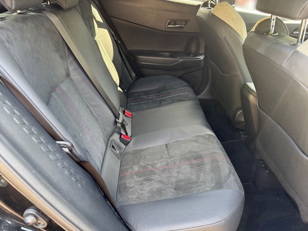 Toyota C-HR 2.0 GR Sport Black - Samsaru's Car Outlet