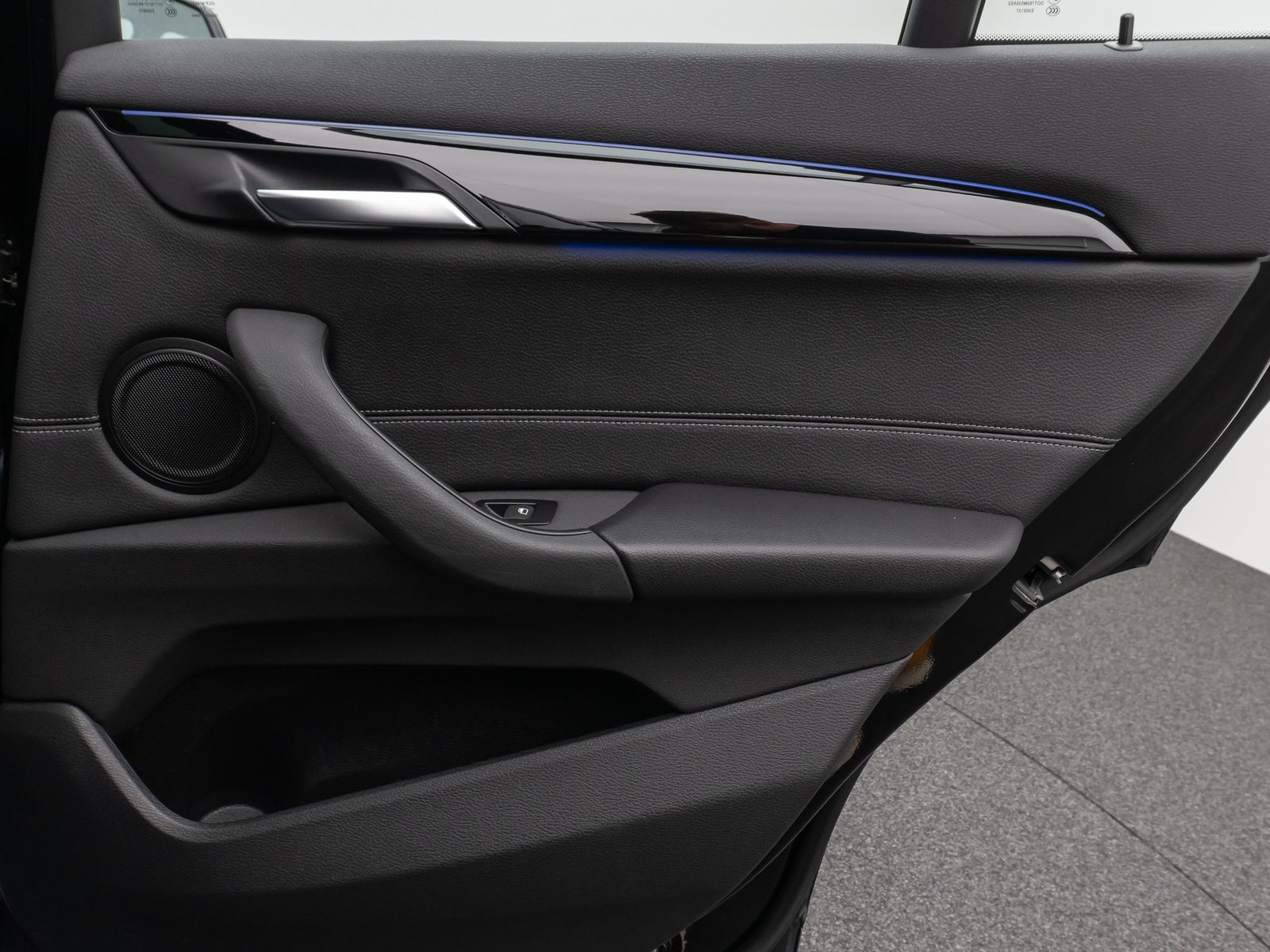 BMW X1 xD20i Sport Line - Samsaru's Car Outlet