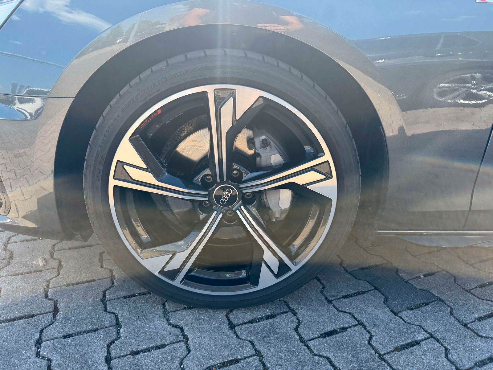 Audi A4 Avant S-Line 40 TFSI qu S-Tr. MATRIX AHK ACC