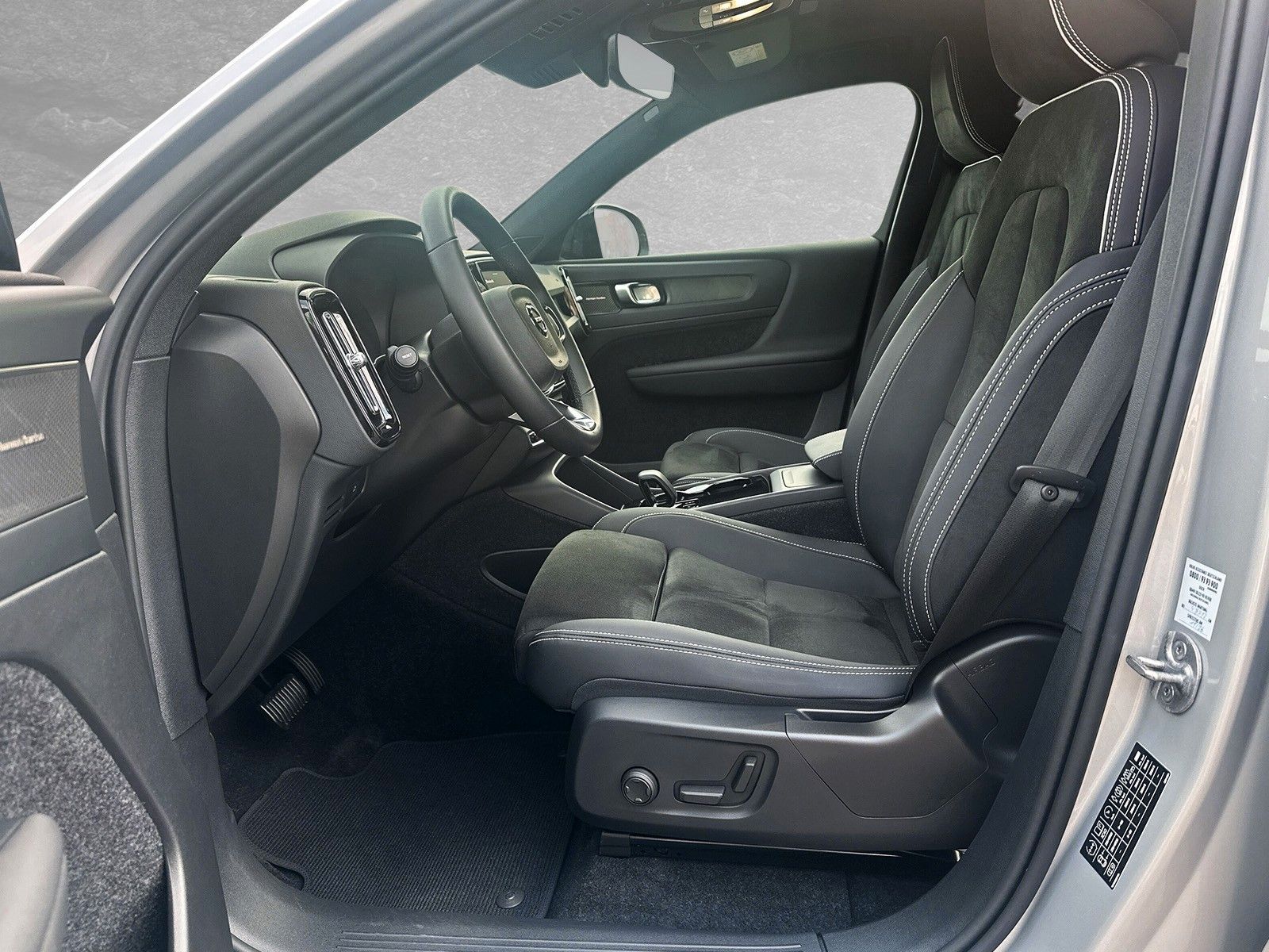 Volvo XC40 Recharge Twin Motor Ultimate AHK ACC BLIS