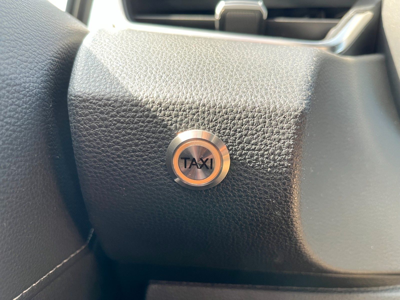 Toyota Corolla TS Hybrid Business Edition - Samsaru's Car Outlet