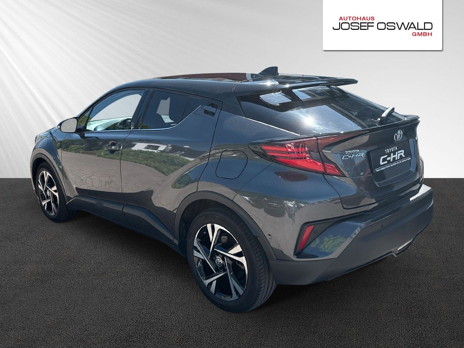 Toyota C-HR Hybrid - Samsaru's Car Outlet