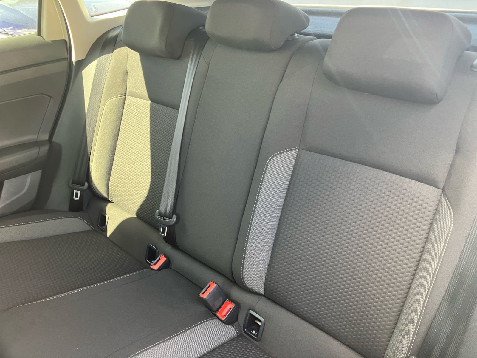 Volkswagen Taigo Life 1.0 TSI - Samsaru's Car Outlet