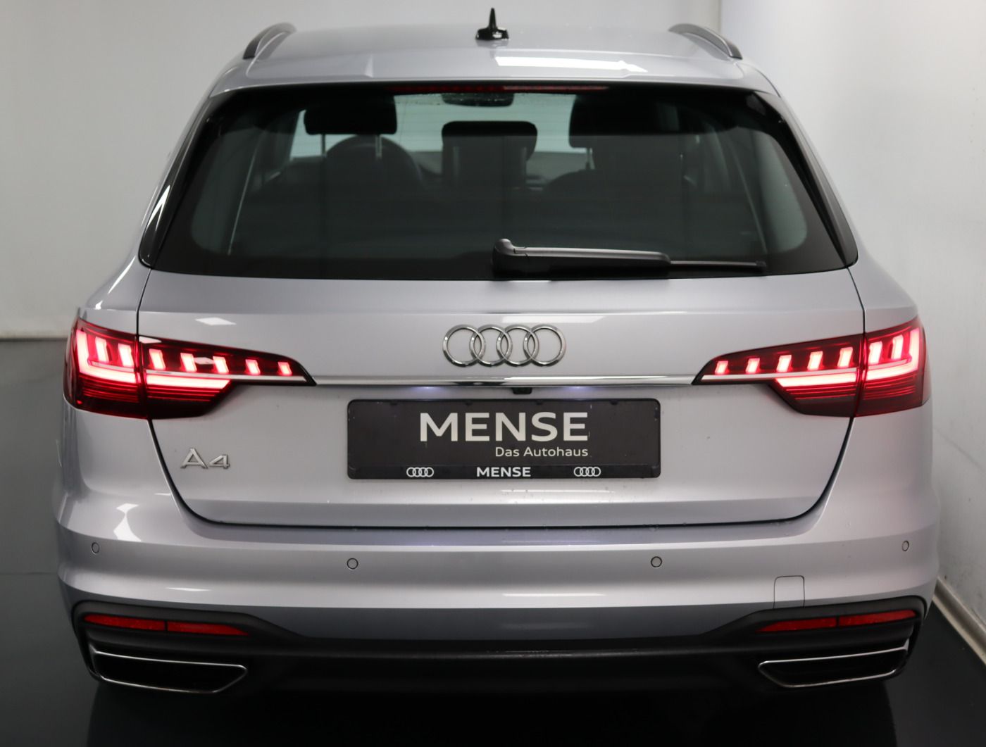 Audi A4 Avant 40 TDI S tronic - Samsaru's Car Outlet