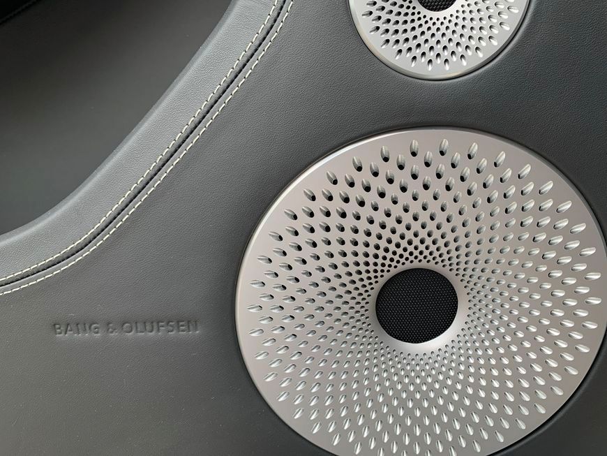 Bentley New Continental GT V8 Hybrid Black Edition