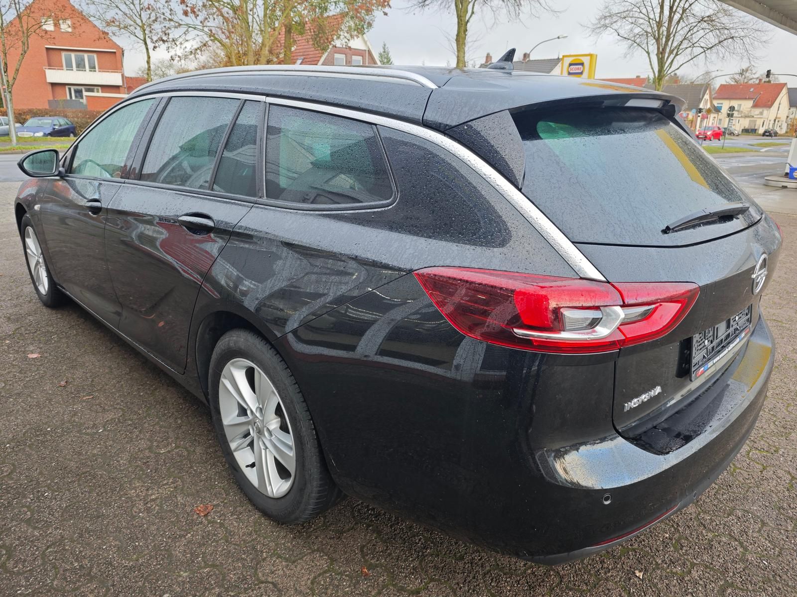 Opel Insignia 1.6 CDTI Innovation - Samsaru's Car Outlet