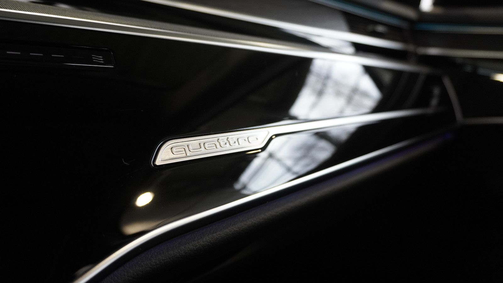 Audi A8 50 quat S-Lin - Samsaru's Car Outlet