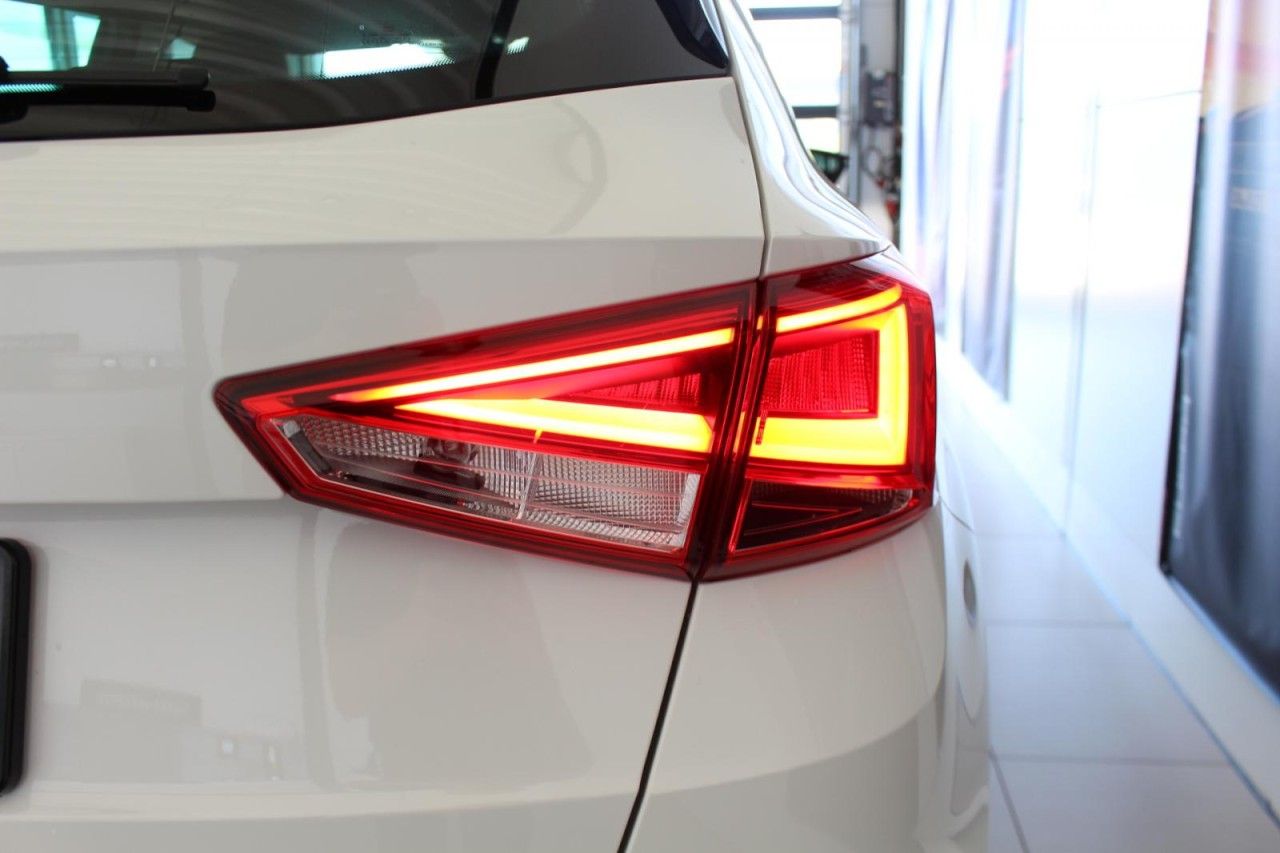 Seat Arona FR 1.0 TSI DSG AHK+GJR+DINAMICA+LED+ACC