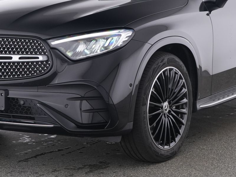 Mercedes-Benz GLC 450 d 4M AMG Pano/AHK/MBUX/20"/Kamera/Ambien