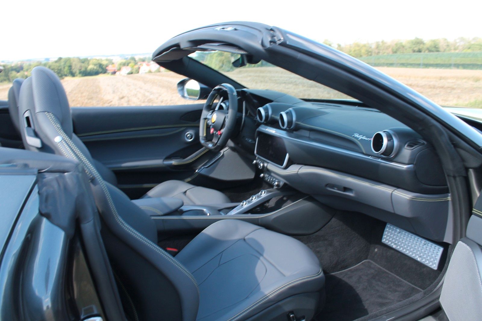 Ferrari Portofino M - Samsaru's Car Outlet