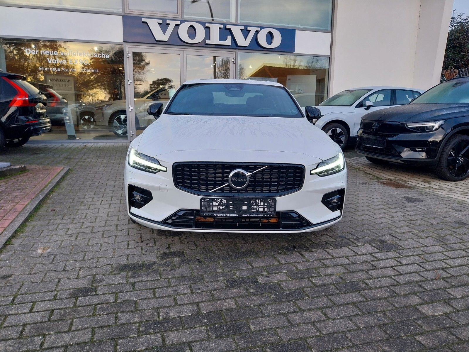 Volvo S60 B5 Ultimate Dark AWD "Standheizung"