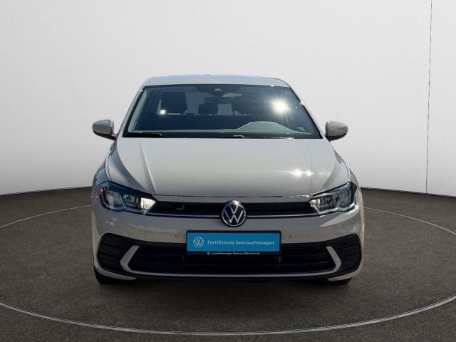 Volkswagen Polo VI 1.0 TSI DSG Life - Samsaru's Car Outlet