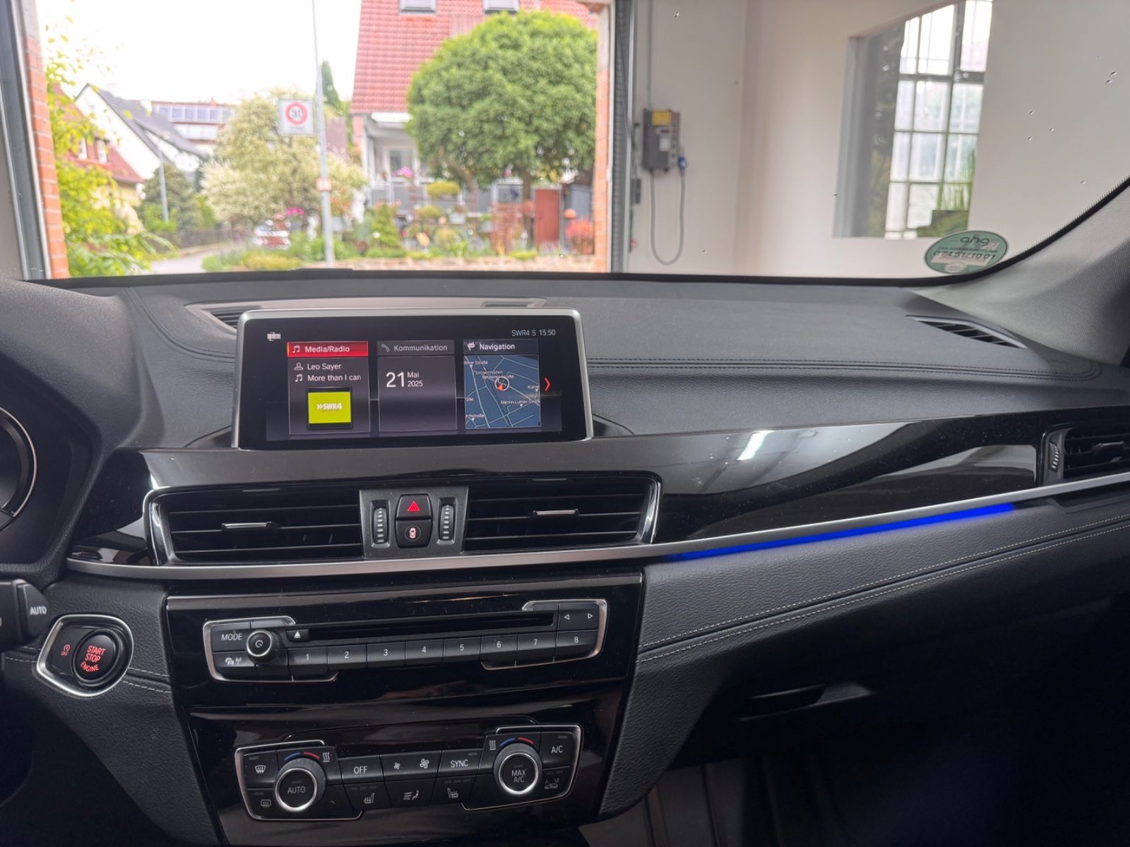 BMW X1 xDrive20d Sport Line - Samsaru's Car Outlet