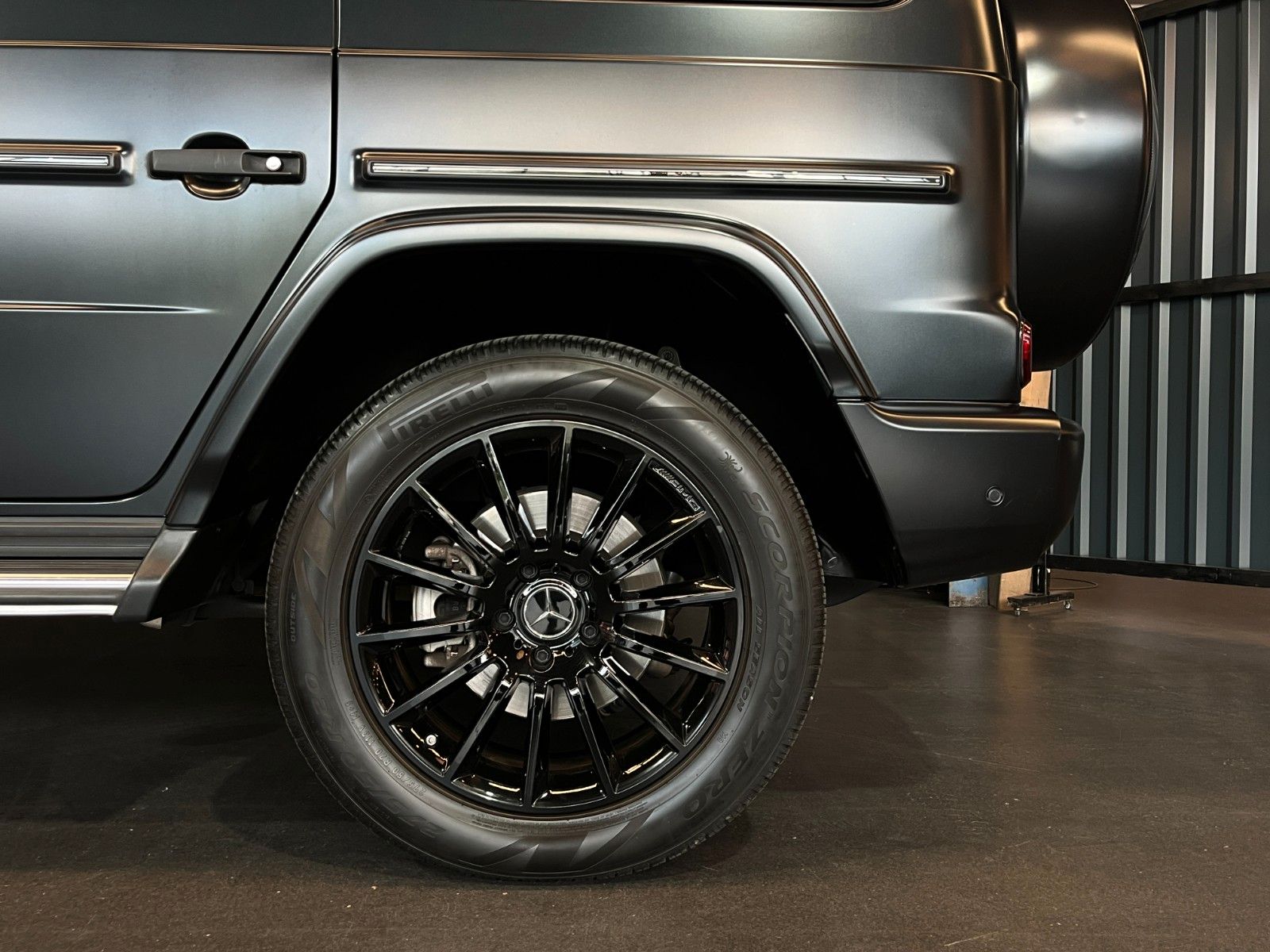 Mercedes-Benz G 400 d AMG-Line - Samsaru's Car Outlet
