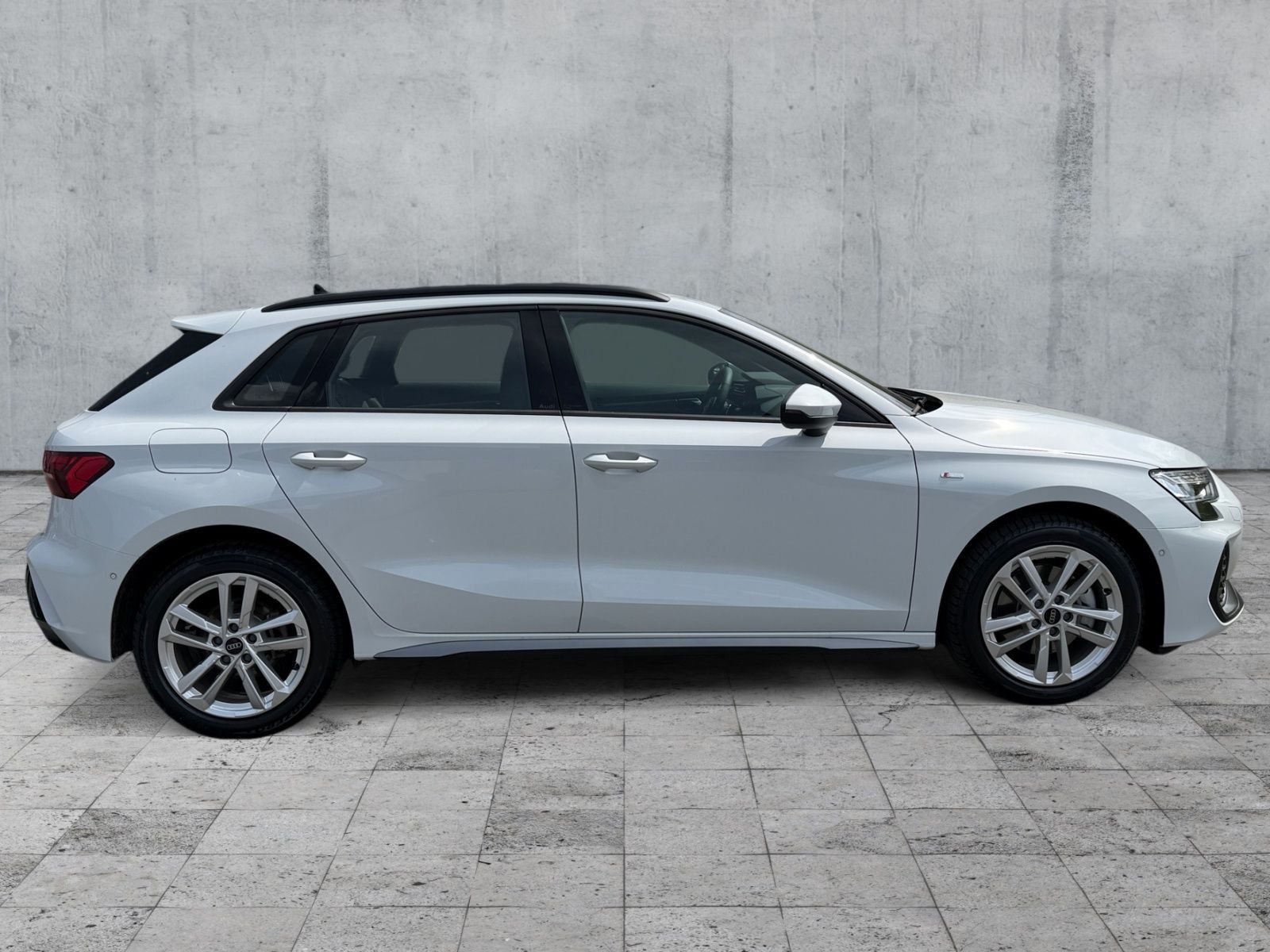 Audi A3 Sportback TFSI e S-LINE INT LED+SONOS+RFK+AHK