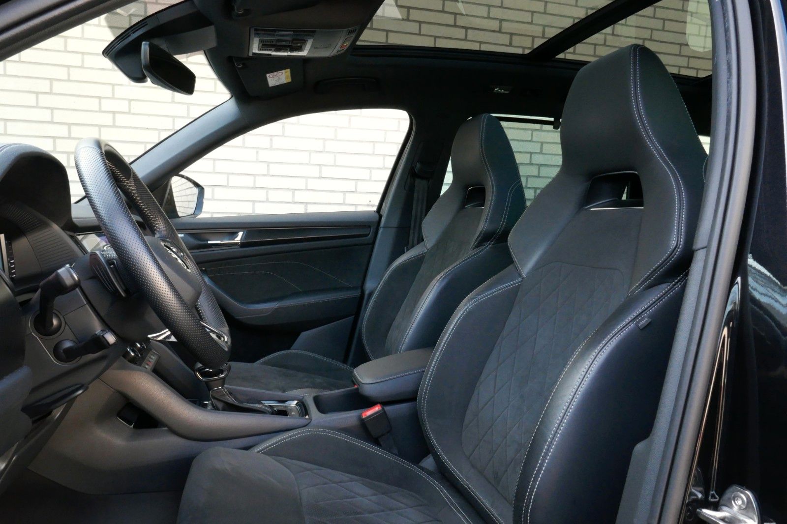 Skoda Kodiaq Sportline 4x4 Pano 360Cam Standheiz. AHK