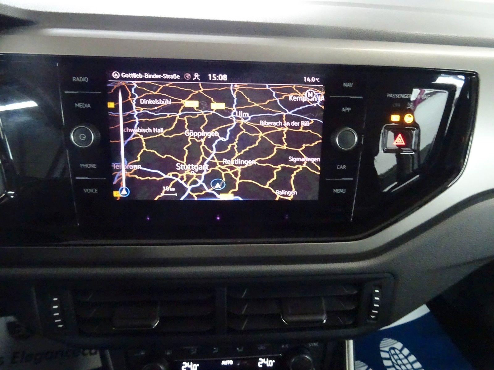 Volkswagen POLO 1.0 TSI Comfortline - Samsaru's Car Outlet